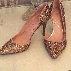 Jessica Simpson Gold GLITTER pumps 7.5 M